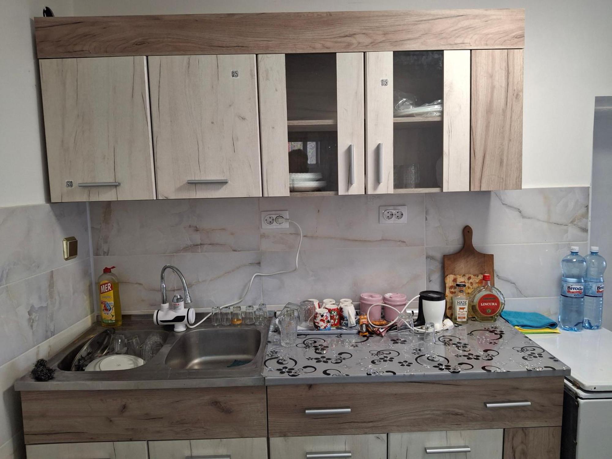 Vila Mir Pirot Luaran gambar